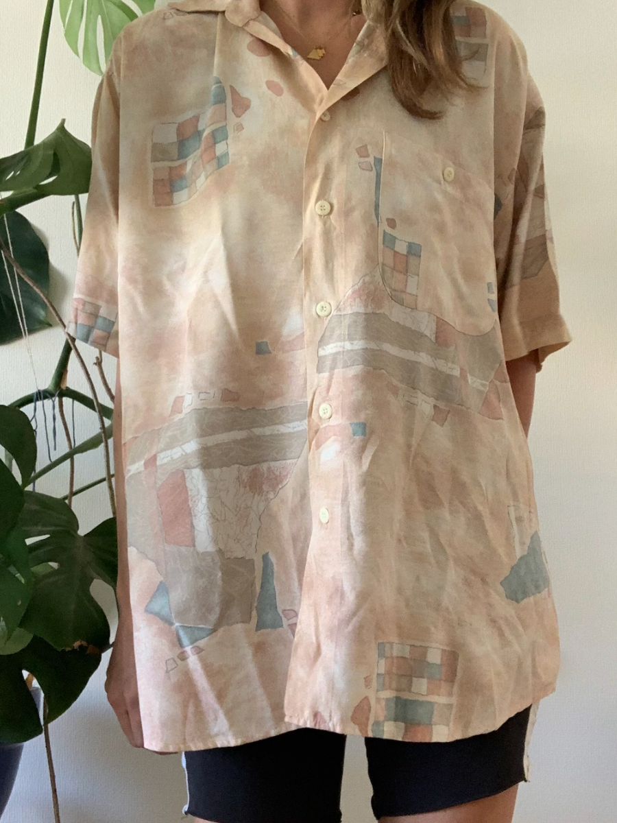 Vintage Pattern Button Up (XL)