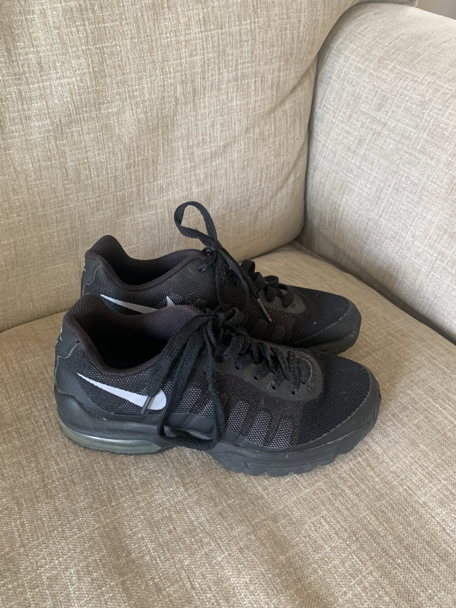 Black Nike Trainers 36