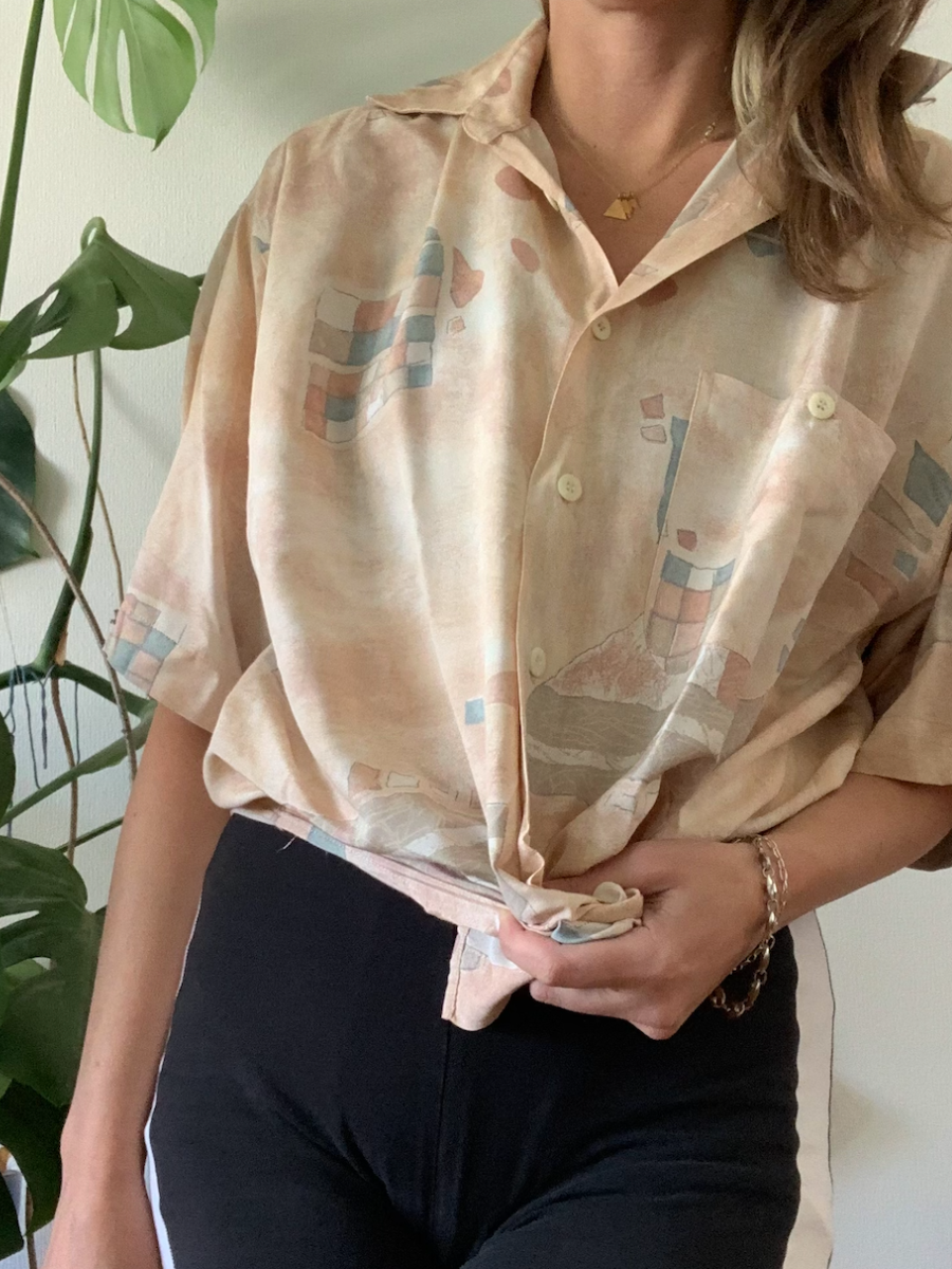 Vintage Pattern Button Up (XL)
