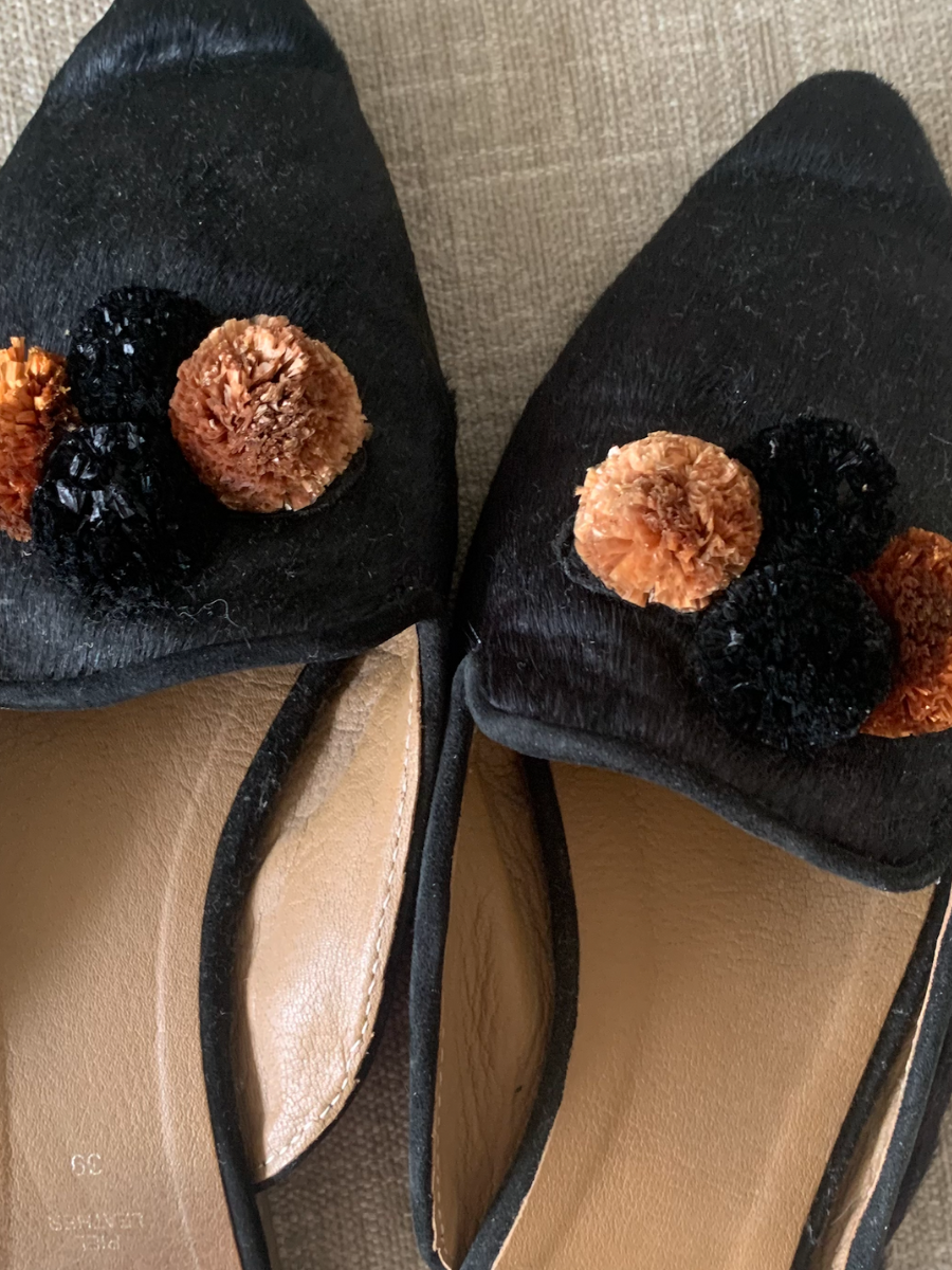 Pom Pom Slide-Ons 39