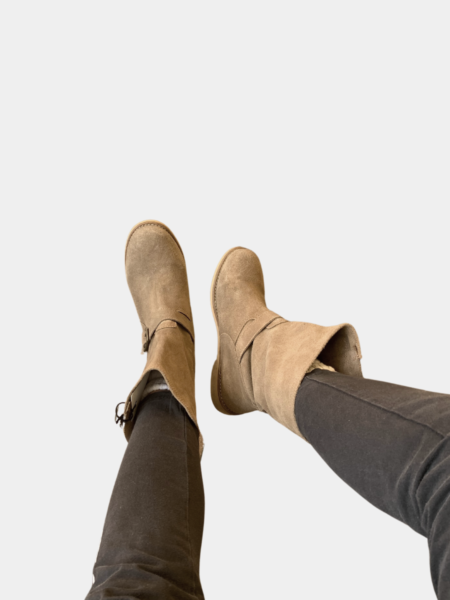 Calf High Leather Boots (37)