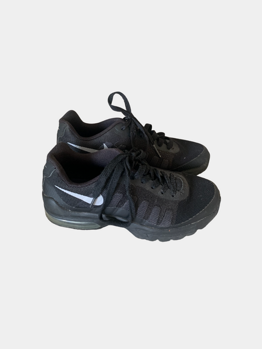 Black Nike Trainers 36
