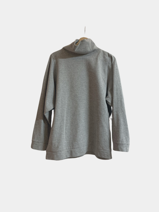 Grey Sweatshirt (M)